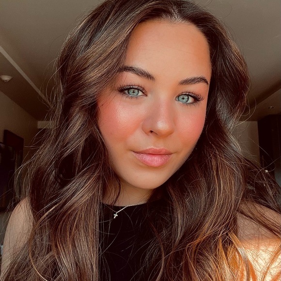 ellaahubbardd